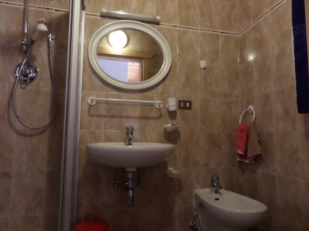 Affittacamere Pizzeria Marmolada Rocca Pietore Luaran gambar