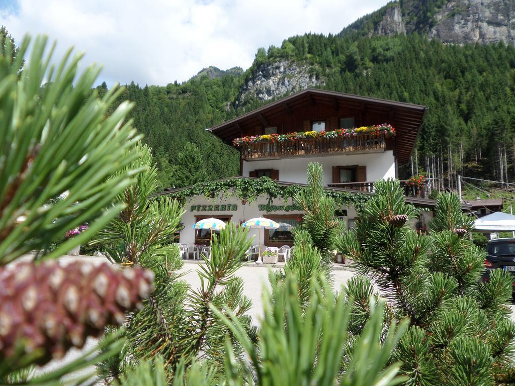 Affittacamere Pizzeria Marmolada Rocca Pietore Luaran gambar